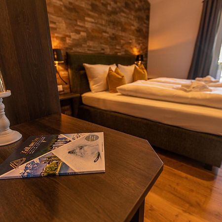 Tevini Boutique Suites By We Rent Zell am See Camera foto