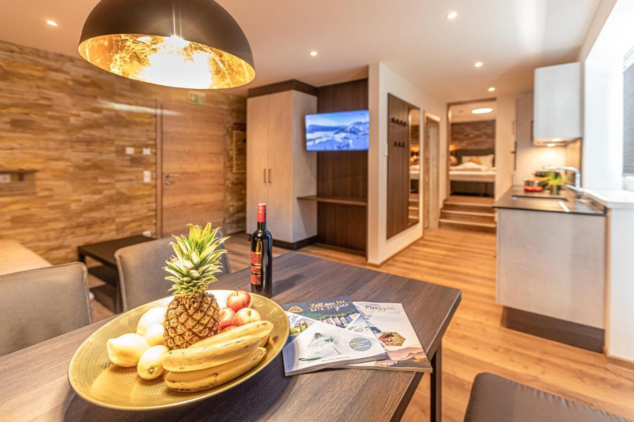 Tevini Boutique Suites By We Rent Zell am See Esterno foto