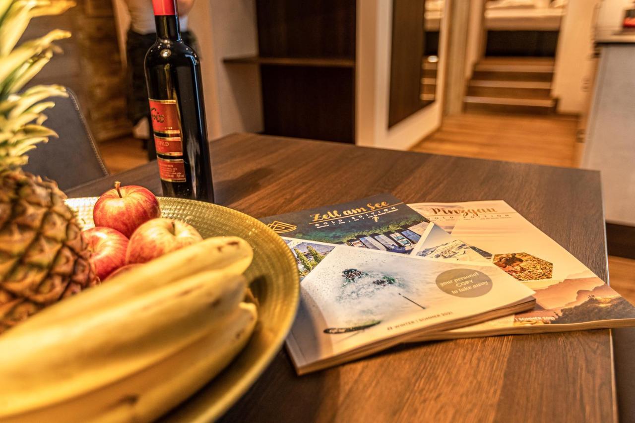 Tevini Boutique Suites By We Rent Zell am See Esterno foto
