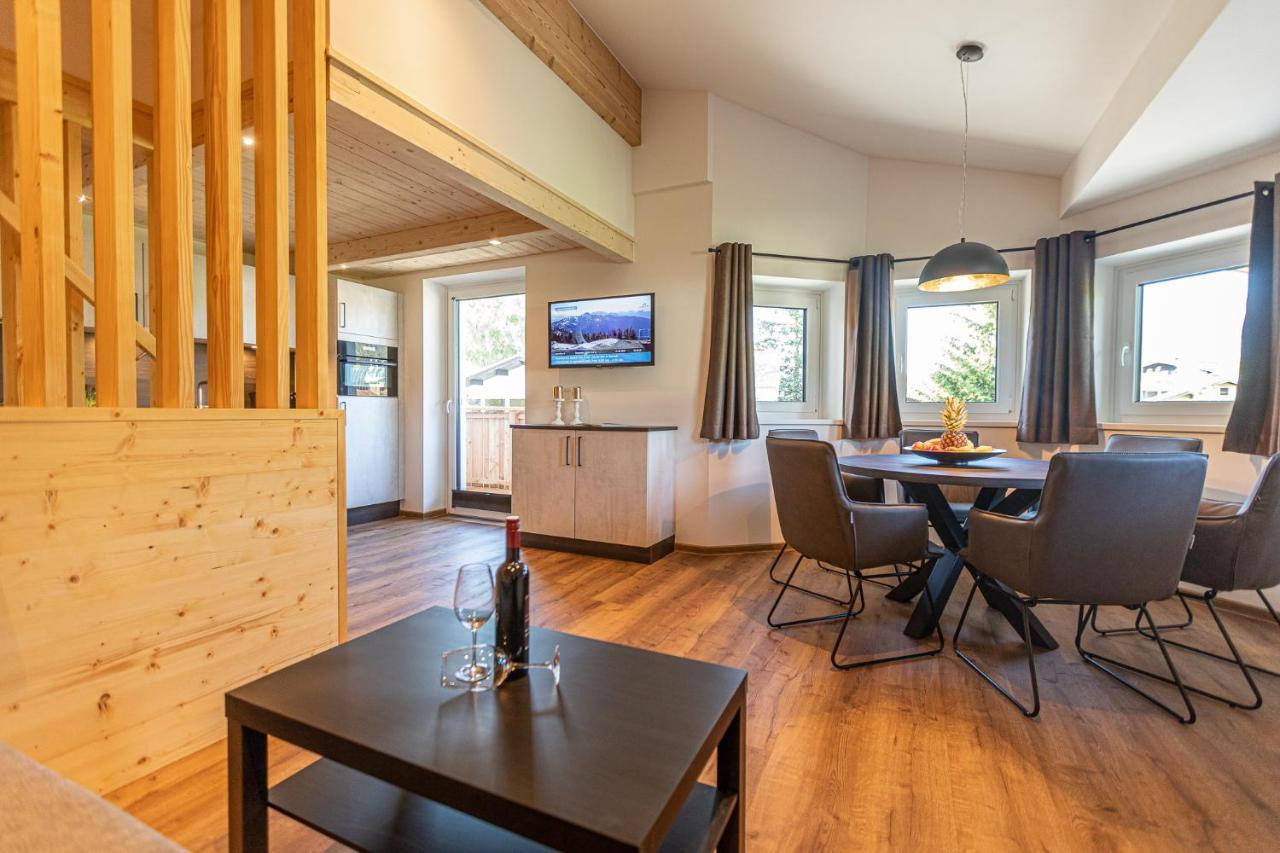 Tevini Boutique Suites By We Rent Zell am See Esterno foto