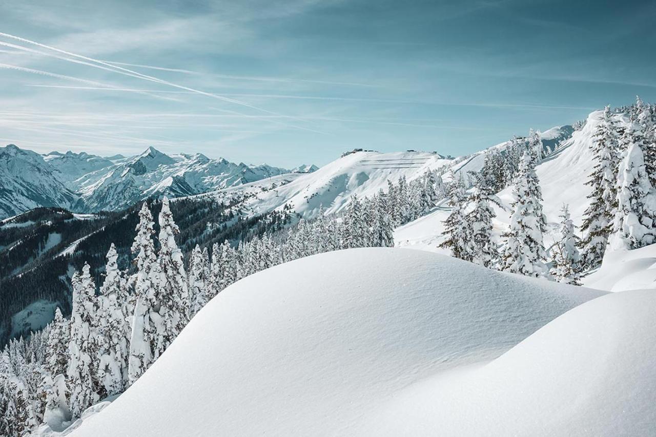Tevini Boutique Suites By We Rent Zell am See Esterno foto